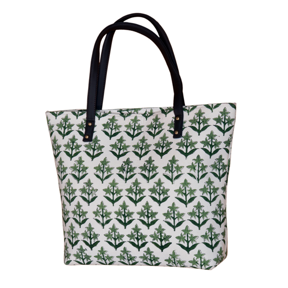 Green Three Leaf Tote Bag